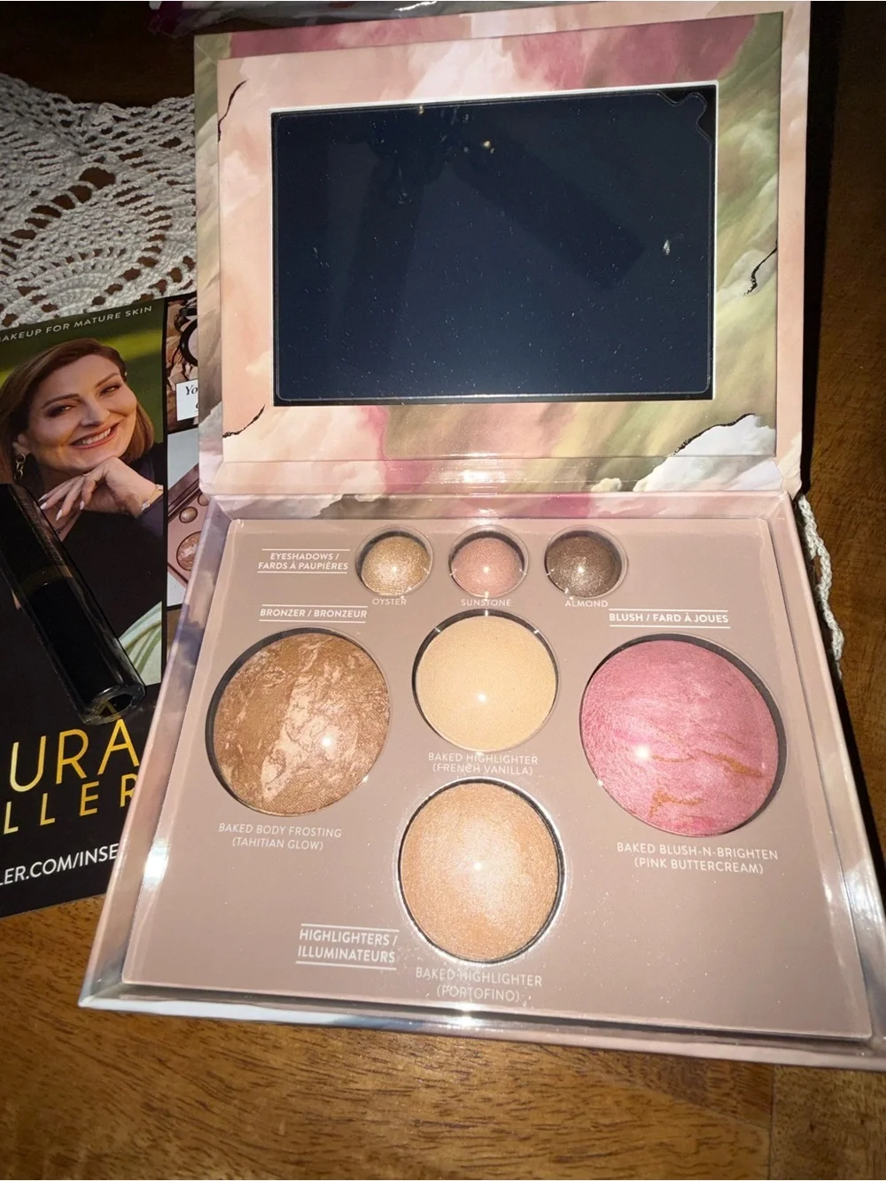 Laura Geller Pink Buttercream & Champagne Highlighting Blush Palette